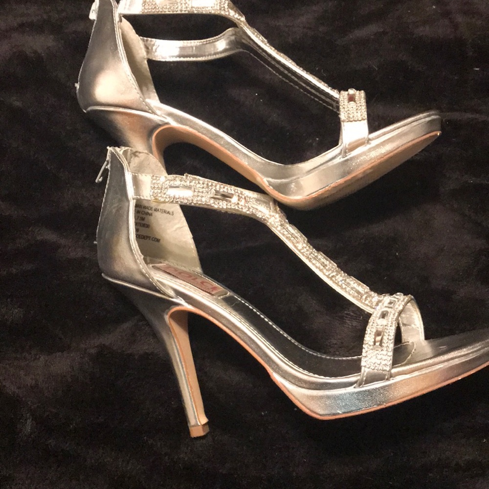 Heels - Picture 2 of 2